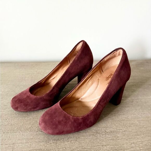Clarks Chunky Round Toe Heel in Burgundy Suede Leather - Size 6 - Picture 5 of 7